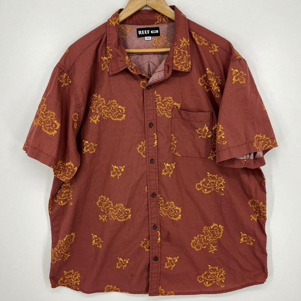 Reef Mens XXL Short Sleeve Button Down Shirt Burgundy Yellow Floral Tropical